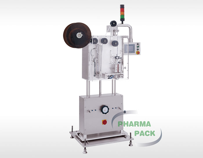 LFID-12 Pouch desiccant inserter